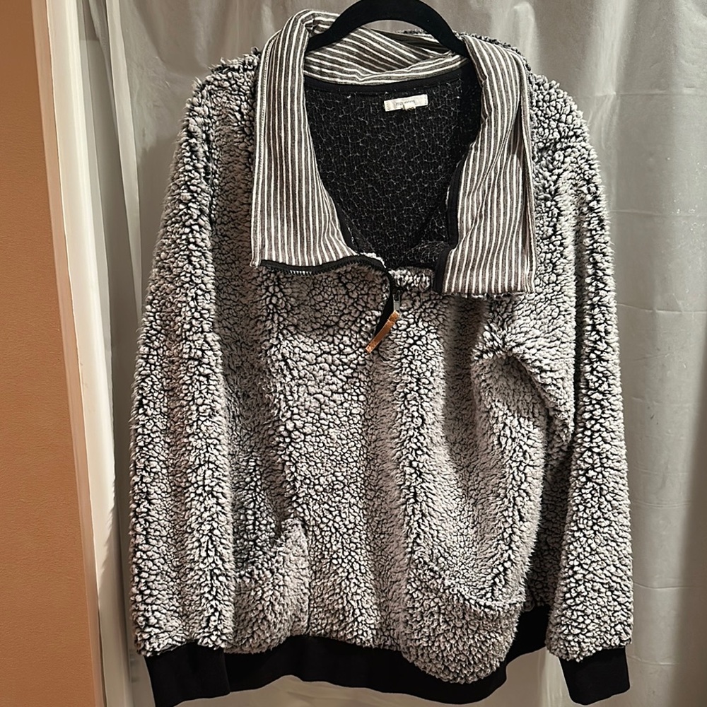 Maurices Black and White Sherpa